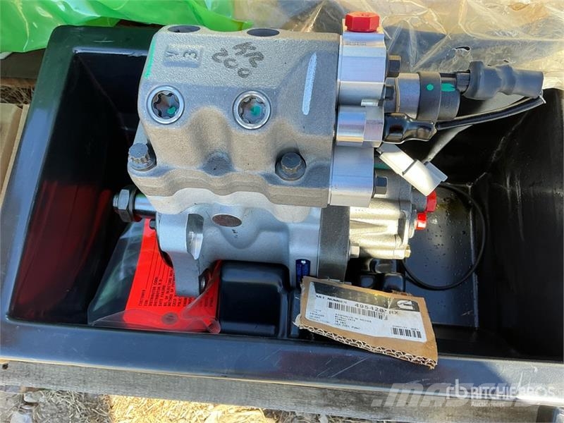  Quantity of Misc. Engine Parts (Unused) Transport Sonstige