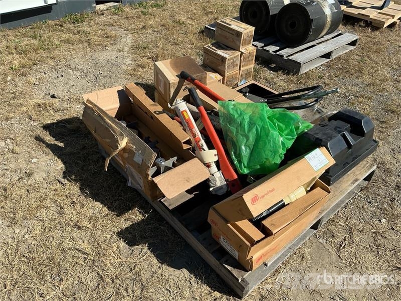 Quantity of Misc. Engine Parts (Unused) Transport Sonstige