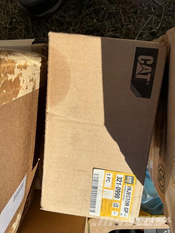  Quantity of Misc. Engine Parts (Unused) Transport Sonstige