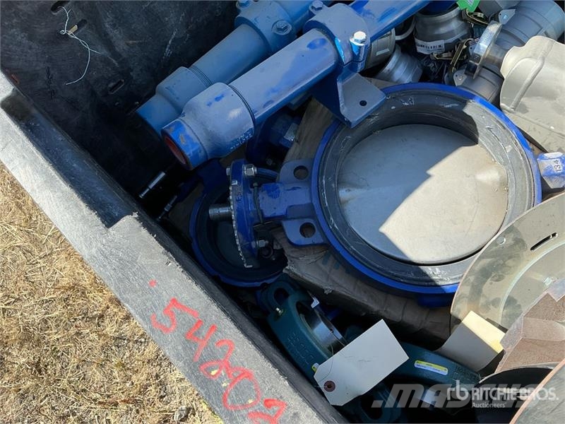 Quantity of Misc. Pump Parts, Valves, Pneumatic Ac Pumpe za vodu