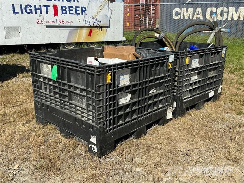Quantity of Misc. Pump Parts, Valves, Pneumatic Ac Pumpe za vodu
