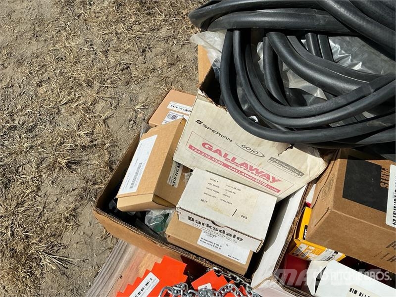  Quantity of Misc. Truck Parts (Unused) Transport Sonstige