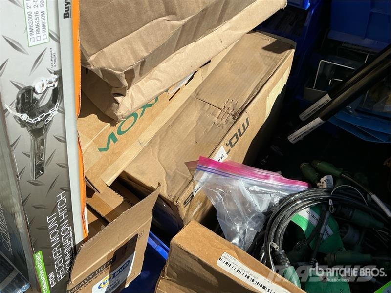  Quantity of Misc. Truck Parts (Unused) Transport Sonstige
