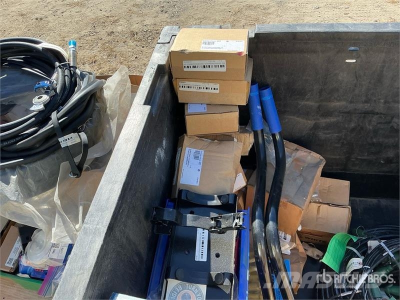  Quantity of Misc. Truck Parts (Unused) Transport Sonstige