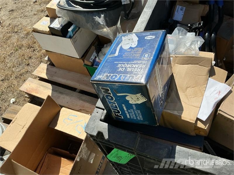  Quantity of Misc. Truck Parts (Unused) Transport Sonstige