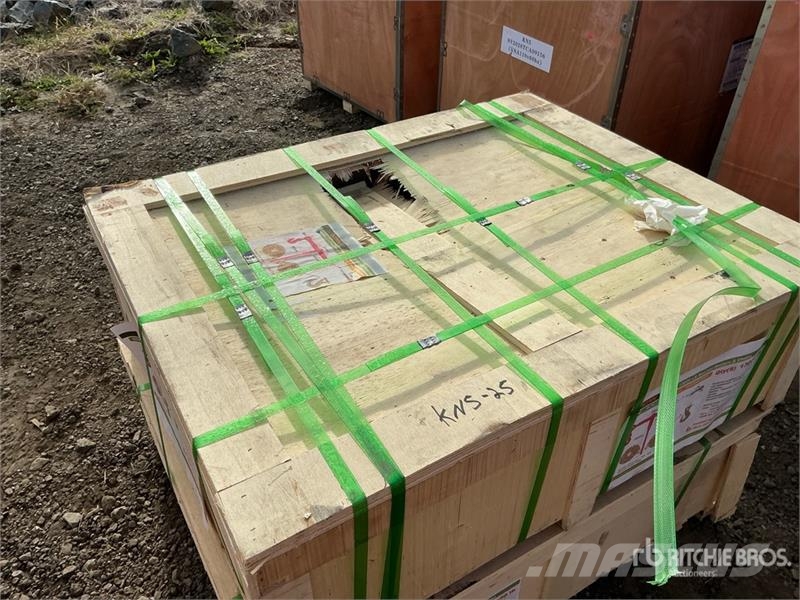 Quantity of STARVOX SV-RC13000 13000 lb Ratchet B Other components