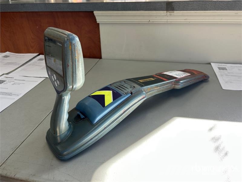  Radiodetection RD7100DL Locator Instrumenti, mērīšanas un automatizācijas iekārtas