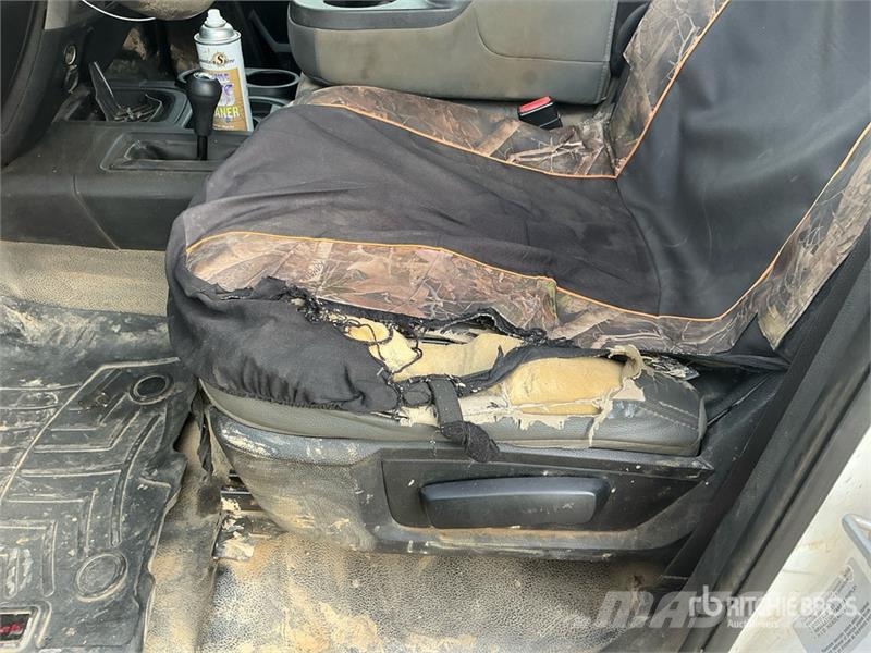 RAM 2500 Tradesman 4x4 Crew Cab Pickup Ostalo