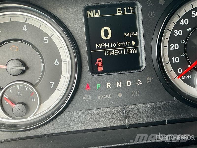RAM 2500 Tradesman 4x4 Crew Cab Pickup Ostalo