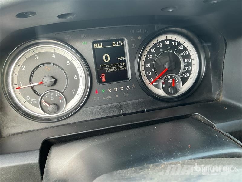 RAM 2500 Tradesman 4x4 Crew Cab Pickup Ostalo