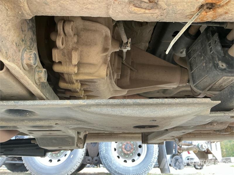 RAM 2500 Tradesman 4x4 Crew Cab Pickup Ostalo