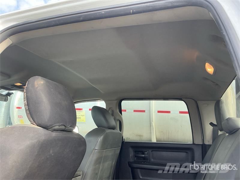 RAM 2500 Tradesman 4x4 Crew Cab Pickup Ostalo