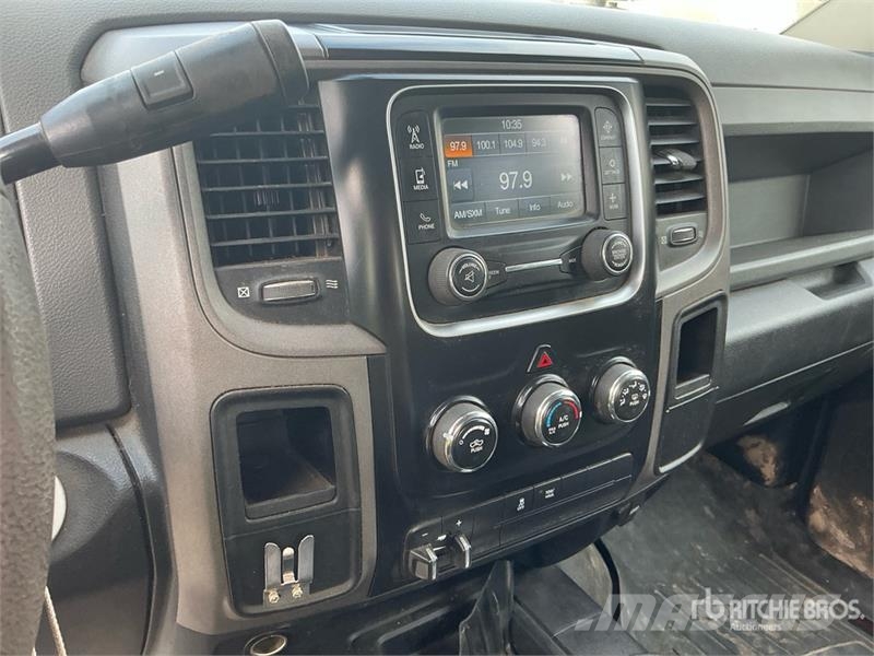 RAM 2500 Tradesman 4x4 Crew Cab Pickup Ostalo