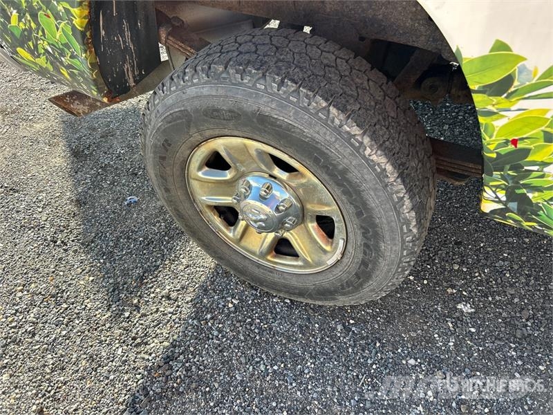 RAM 3500 4x4 Pickup Muu