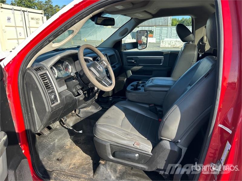 RAM 3500 4x4 Pickup Muu