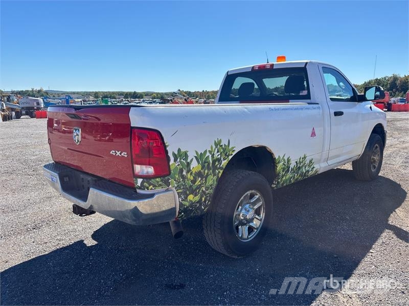 RAM 3500 4x4 Pickup Otros