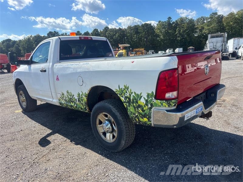 RAM 3500 4x4 Pickup Otros