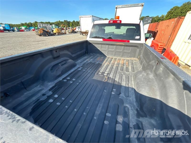 RAM 3500 4x4 Pickup Drugi