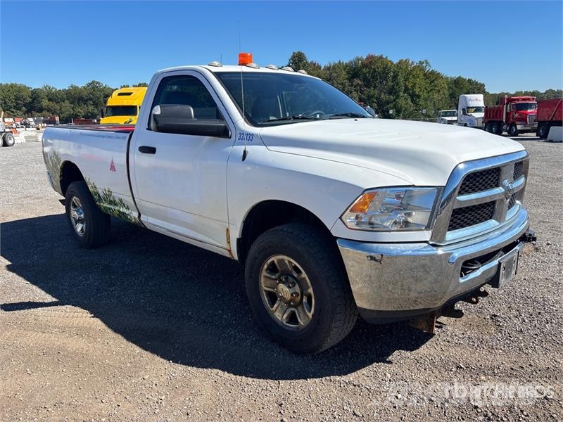 RAM 3500 4x4 Pickup Otros