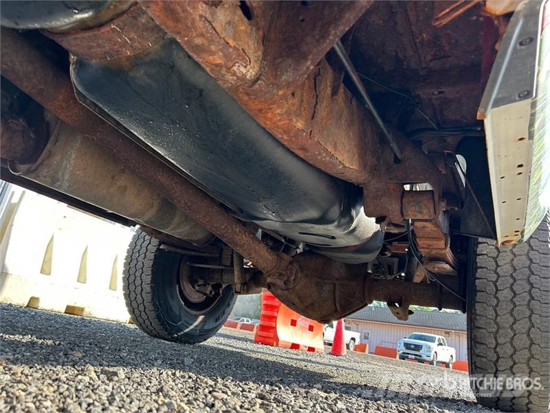 RAM 3500 4x4 Pickup Muu
