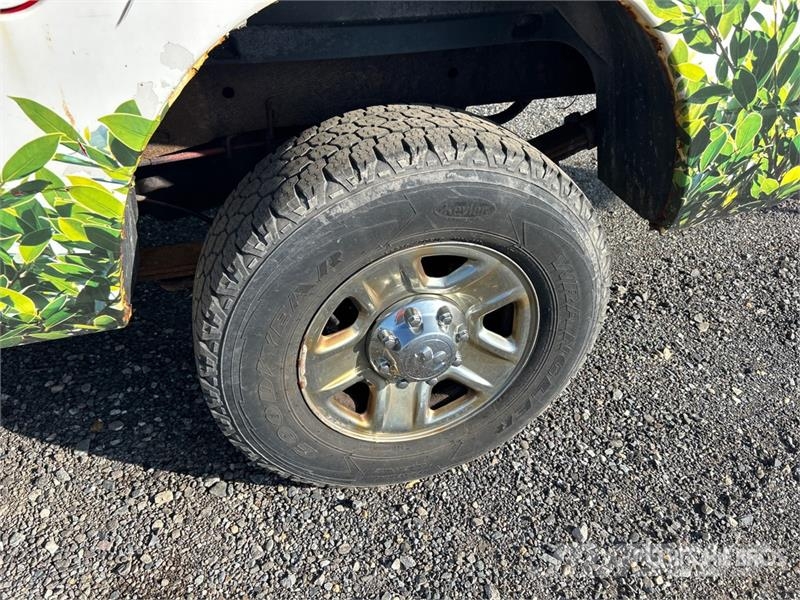 RAM 3500 4x4 Pickup Muu