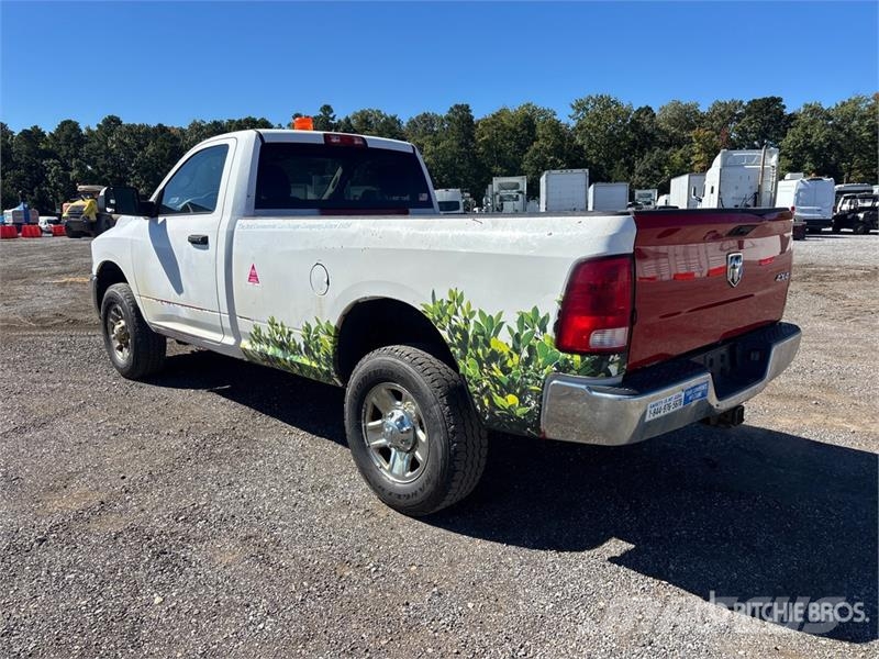 RAM 3500 4x4 Pickup Otros