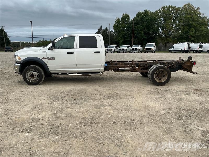RAM 4500 4x4 Crew Cab Cab and Chassis Cabines