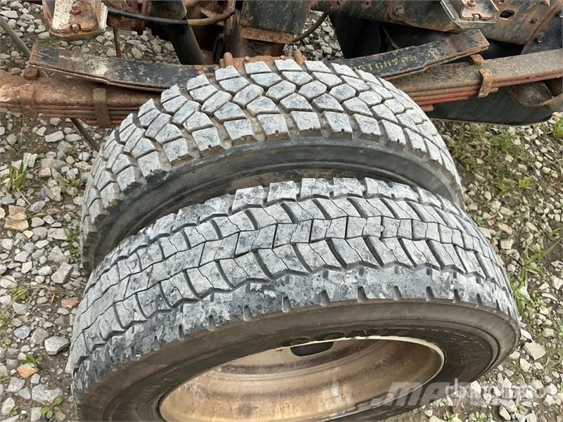 RAM 4500 4x4 Crew Cab Cab and Chassis Cabines