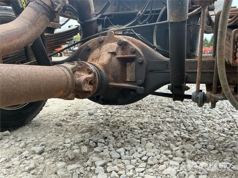 RAM 4500 4x4 Crew Cab Cab and Chassis Cabines