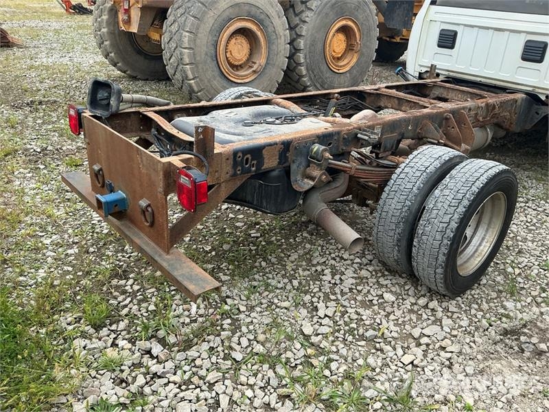 RAM 4500 ST 4x4 Crew Cab Cab and Chassis Kabine i unutrašnjost