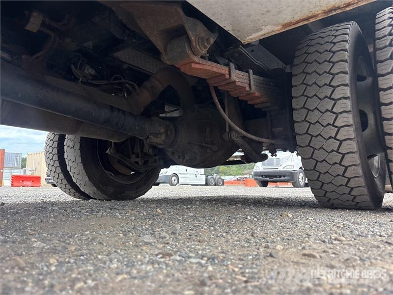 RAM 5500 Furgonetas caja abierta