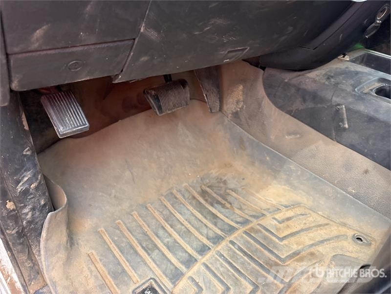 RAM 5500 Furgonetas caja abierta