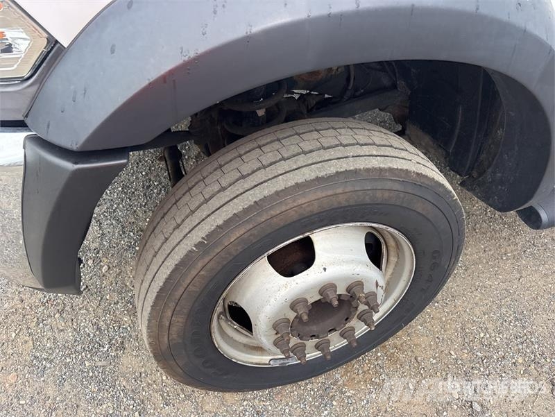 RAM 5500 Furgonetas caja abierta