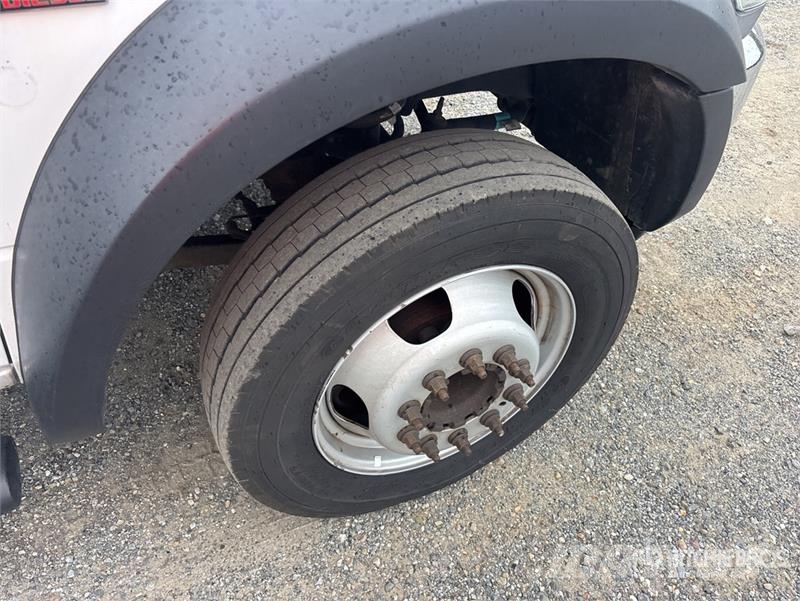 RAM 5500 Furgonetas caja abierta