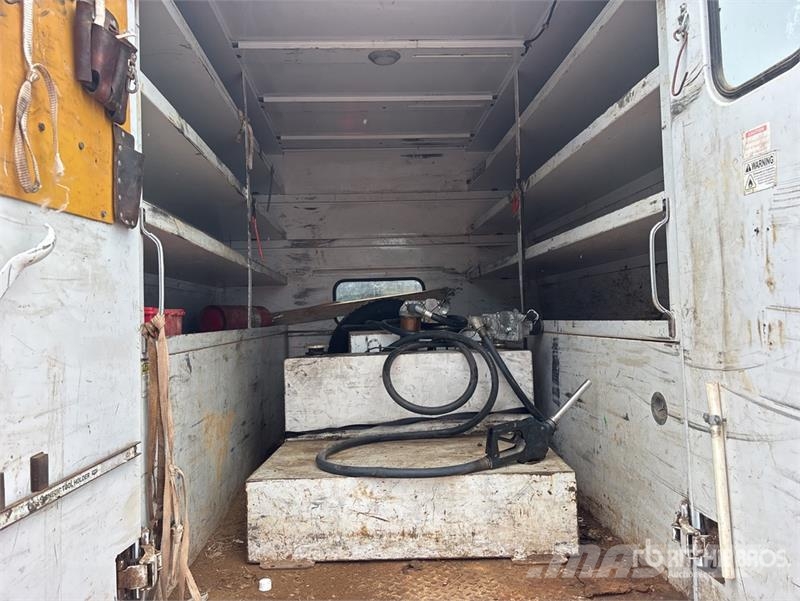RAM 5500 Furgonetas caja abierta