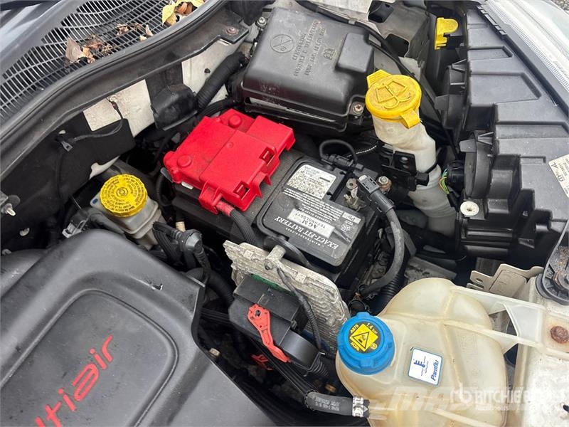 RAM ProMaster 1500 Cargo Van Preču pārvadāšanas furgoni