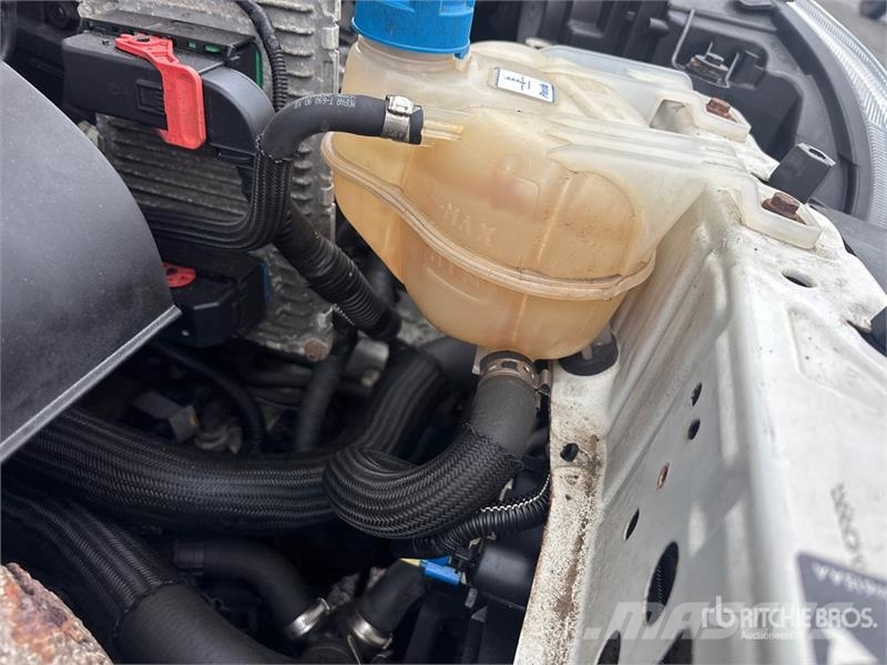 RAM ProMaster 1500 Cargo Van Preču pārvadāšanas furgoni