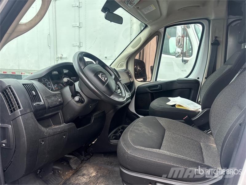 RAM ProMaster 1500 Cargo Van Preču pārvadāšanas furgoni