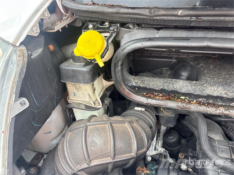 RAM ProMaster 1500 Cargo Van Preču pārvadāšanas furgoni