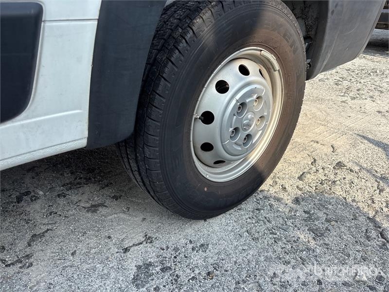 RAM Promaster 2500 Cargo Van (Inoperable) Gesloten bedrijfswagens
