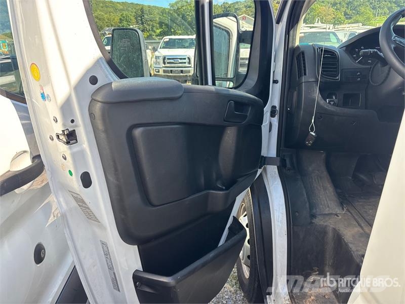 RAM Promaster 2500 Cargo Van (Inoperable) Gesloten bedrijfswagens