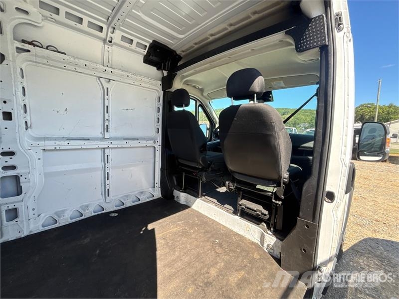 RAM Promaster 2500 Cargo Van (Inoperable) Gesloten bedrijfswagens