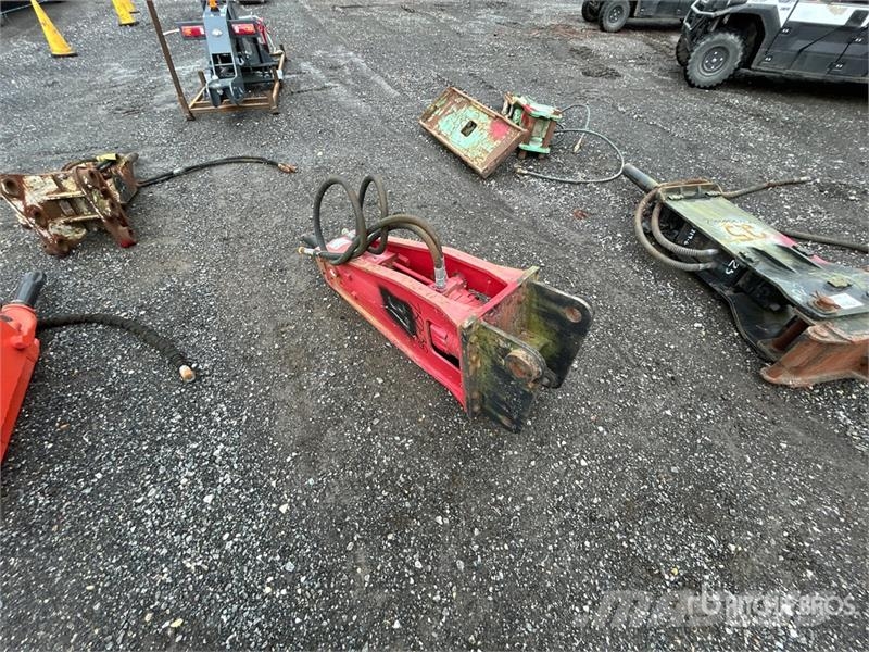 Rammer SX-26 74 in Hydraulic Breaker Martelos / Rompedores