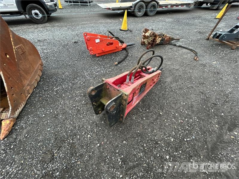 Rammer SX-26 74 in Hydraulic Breaker Martelos / Rompedores
