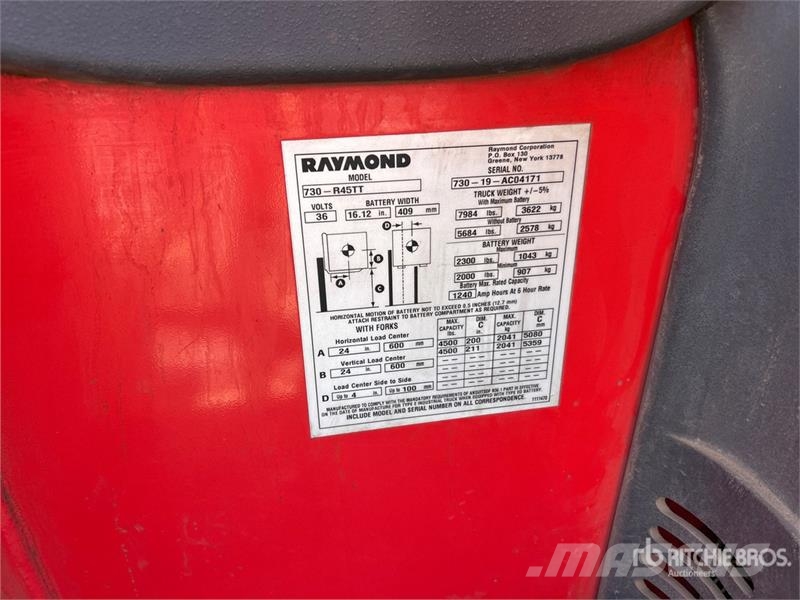 Raymond 7300 4500 lb Reach Truck 前伸式堆高機(叉車)