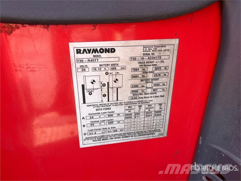 Raymond 7300 4500 lb Reach Truck リーチフォークリフト
