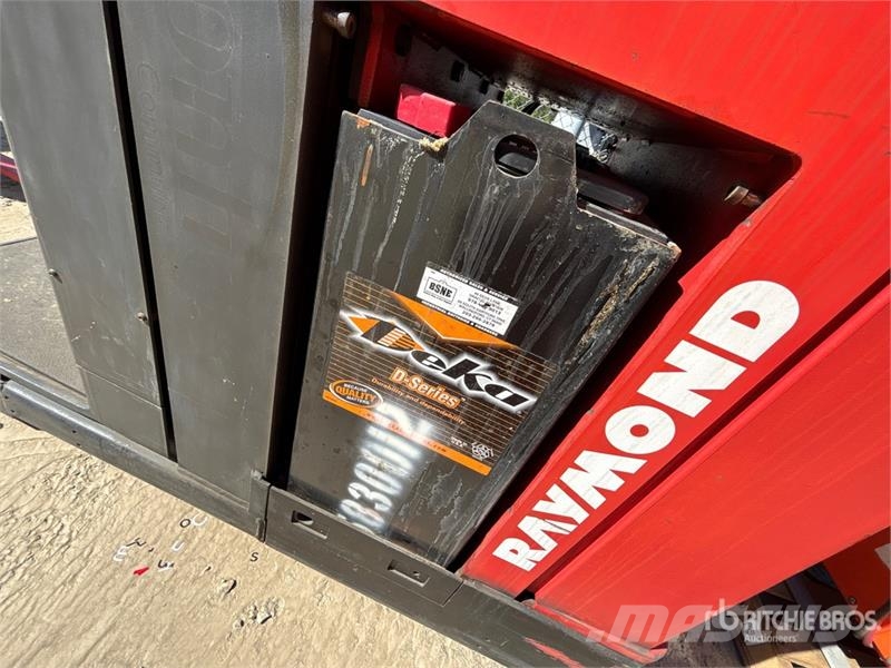 Raymond EASi-OPC30TT 3000 lb Order Picker (Inoperable) Medium lift order picker