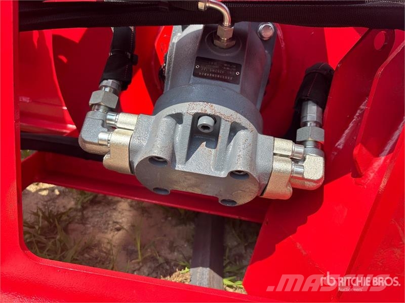  Raytree RHSB72 72 in Skid Steer Snowblower (Unused Snøfresere