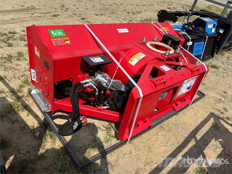  Raytree RHSB72 72 in Skid Steer Snowblower (Unused Snøfresere