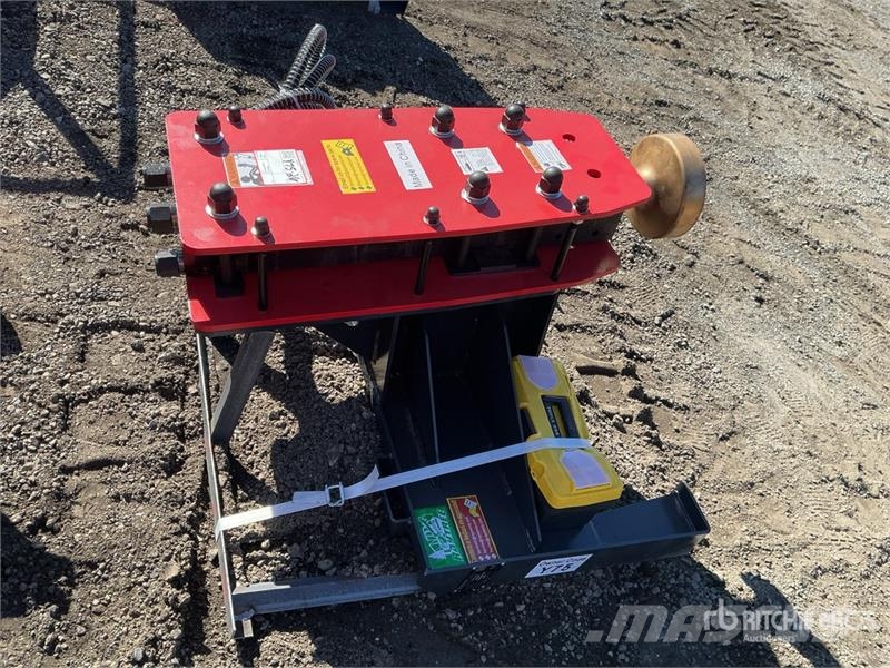 Raytree RMPP680 Skid Steer Post Driver (Unused) Gårds‐husdyr gjerder